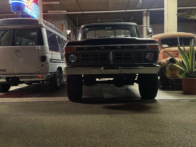 Roadrunner Speed Shop